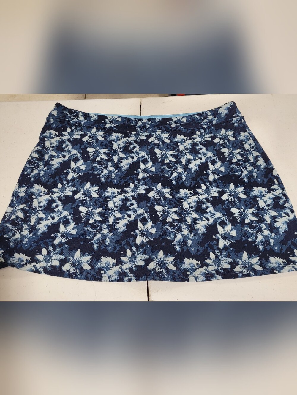 Tranquility by Colorado Clothing Navy & Light Blue Floral Skort